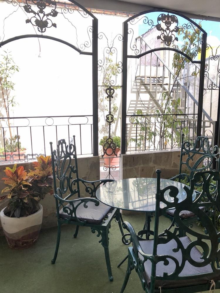 Hotel Inn Galerias Агуаскалиентес Екстериор снимка